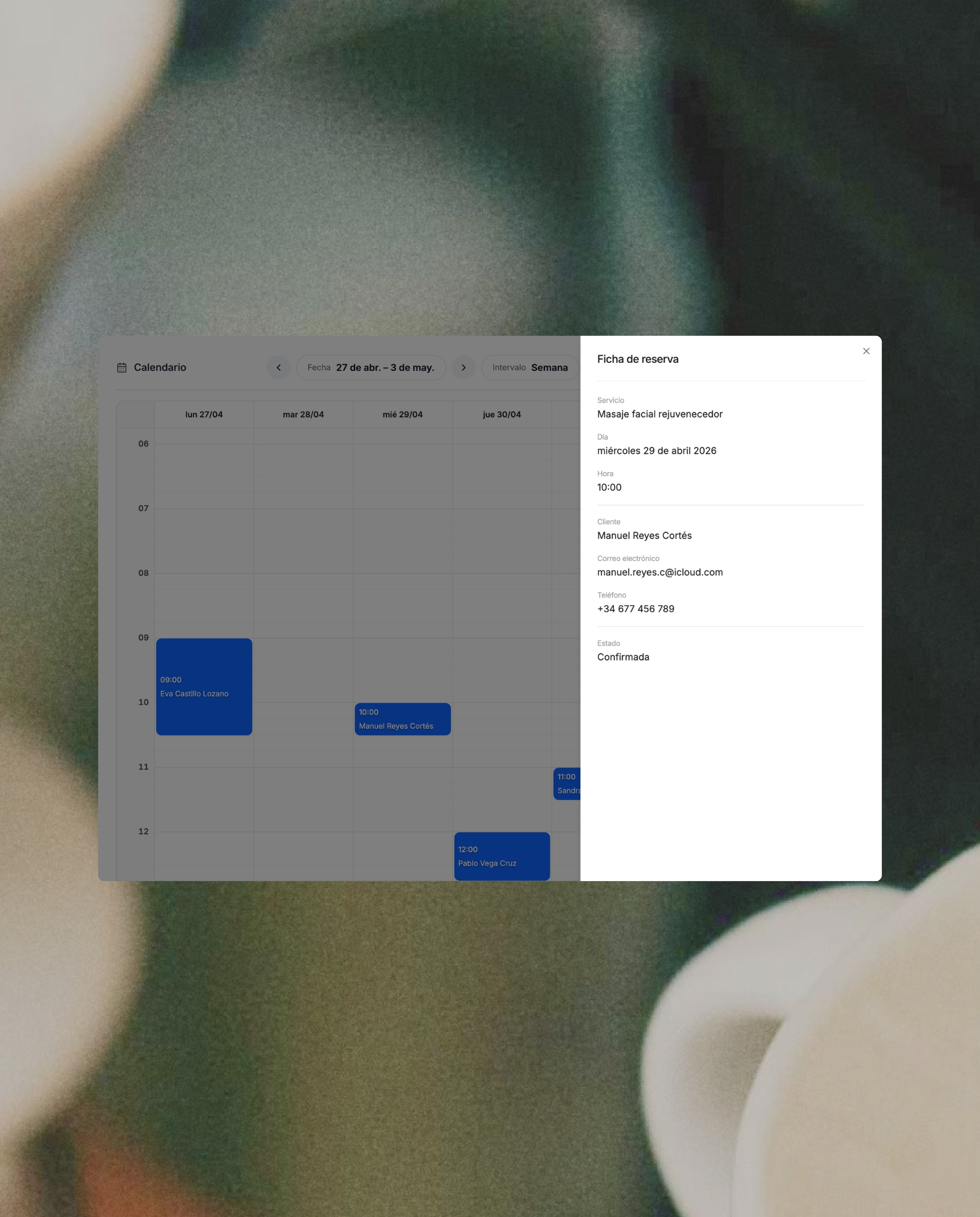Calendario semanal y ficha de reserva en Waboo